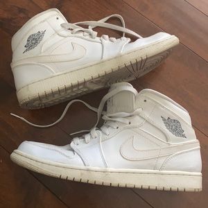 White Air Jordans Men’s 11